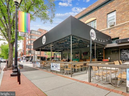 1734 P St, Washington DC  20036-1323 exterior