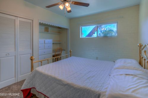 201 Irving Ave, Tucson AZ 85711-6239 exterior