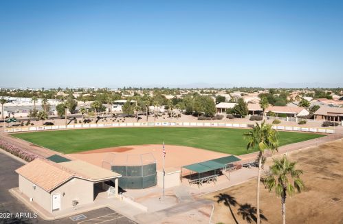 9910 Sunridge Dr, Chandler AZ 85248-6174 exterior