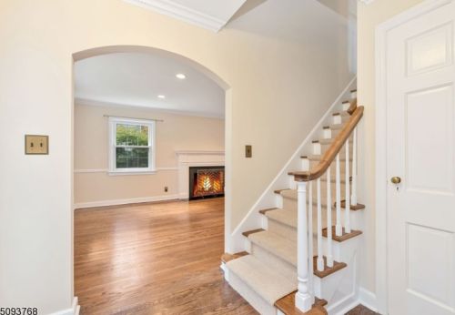 100 Chatham St, Chatham Township NJ  07928-2053 exterior