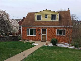 509 Brinwood Ave, Pittsburgh PA  15227-2205 exterior