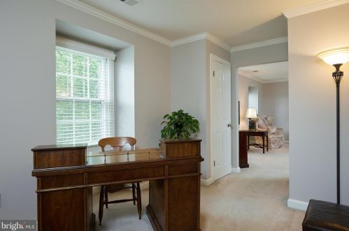 13508 Maidstone Ln, Rockville MD 20854-1030 exterior