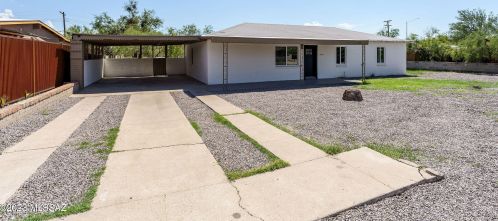 919 Michigan St, Tucson, AZ 85714-1241