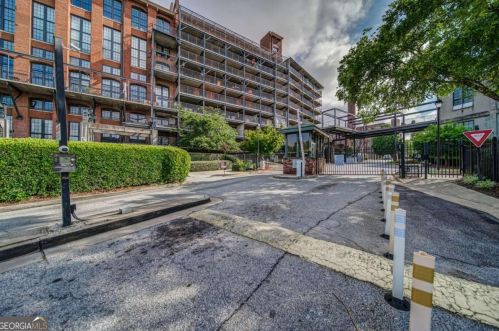 170 Boulevard, Atlanta GA  30312-2325 exterior