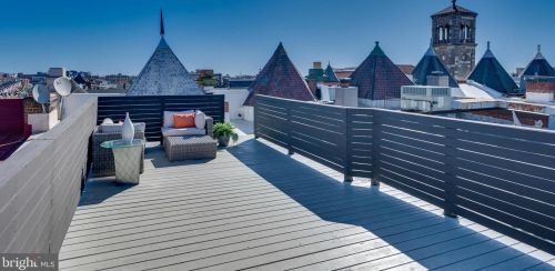 2728 13th St, Washington DC 20018-3901 exterior