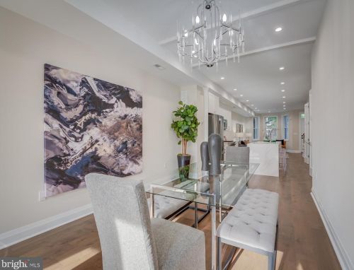 620 5th St, Washington DC  20001-2610 exterior