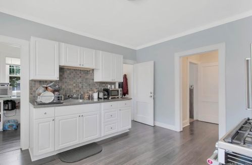 316 Monroe St, New Britain CT 06052-1628 exterior