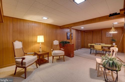 823 Helen Ave, Lancaster PA 17601-4508 exterior