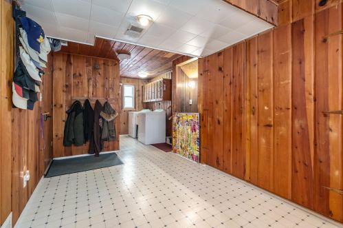 7625 Julie Dr, Kalamazoo MI  49024-4915 exterior