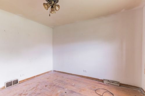 856 87 Pl, Chicago IL 60619-7015 exterior