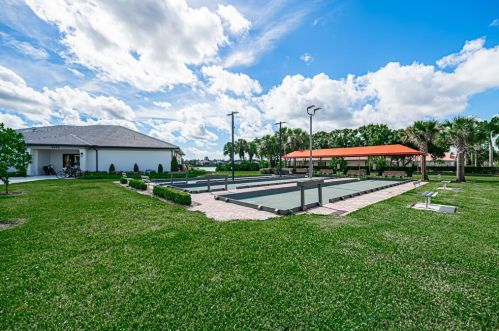 8602 Logia Cir, Boynton Beach FL 33472-7112 exterior