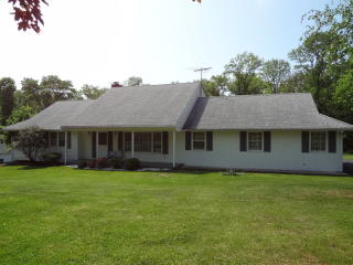 13 Heritage Dr, Warren, NJ 07059-6807