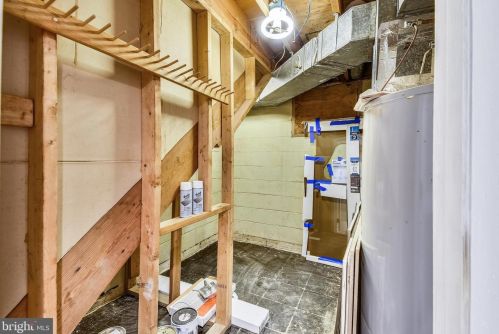 4206 Mt Vernon Memorial Hwy, Alexandria VA 22309-2809 exterior