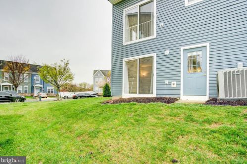 5035 Kimi Gray Ct, Washington DC  20019-5917 exterior