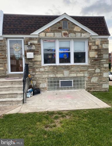 9240 Frankford Ave, Philadelphia, PA 19114-2824