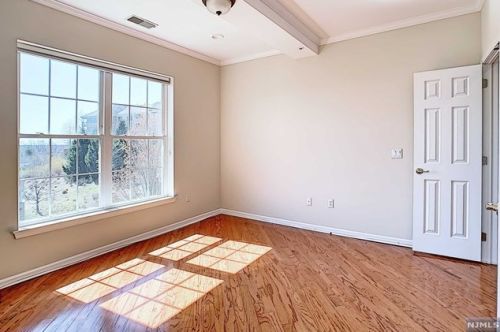 303 Cleveland Ln, Rockaway NJ 07866-5803 exterior