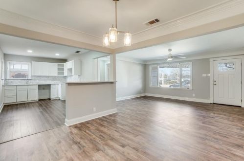 2006 Berkley Ave, Dallas TX  75224-1041 exterior