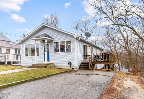 153 Friendship St, Providence, RI 02904-4411