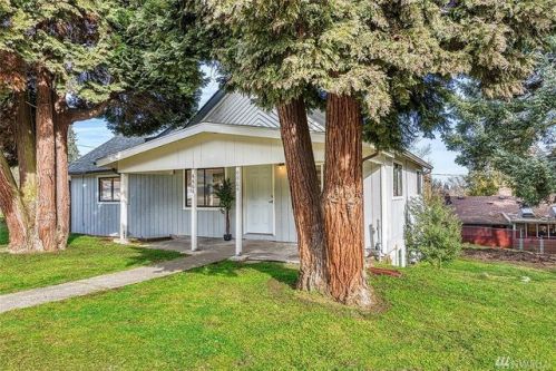 4464 158th St, Seattle, WA 98188-2750