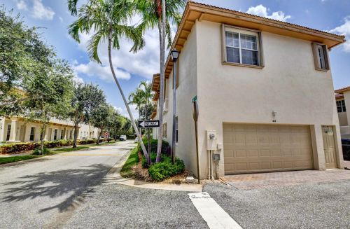 606 26th Ave, Boynton Beach FL 33426 exterior