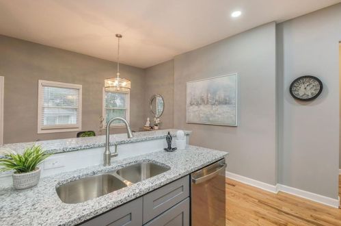 945 Beckwith St, Atlanta GA 30314-3122 exterior