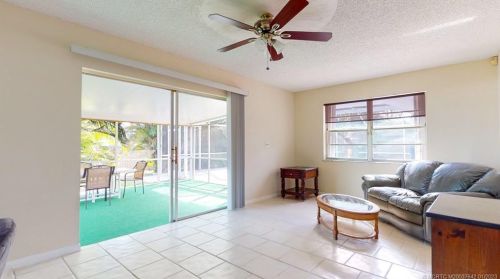 765 Byron St, Fort Pierce FL 34983-1921 exterior