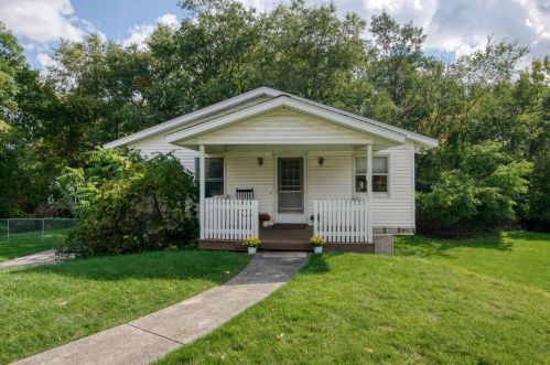 3890 Knapp St, Grand Rapids MI 49525-9602 exterior