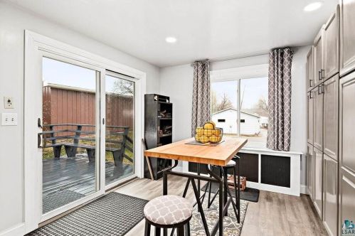 1018 19 Ave, Duluth MN 55806-2111 exterior