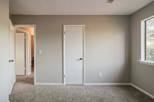 3004 Hidden Lk Dr, Duluth GA 30096-3877 exterior