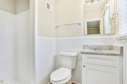 655 Lynn Cir, Atlanta GA  30311-2314 exterior