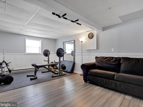 875 Indian Spg Dr, Lancaster PA 17601-6614 exterior