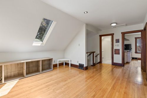 2044 59, Milwaukee WI 53210-1505 exterior