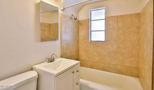 2418 Amelia Ave, Phoenix AZ 85035 exterior