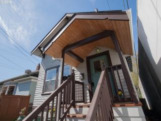 921 38th Ave, Portland, OR 97214-4314