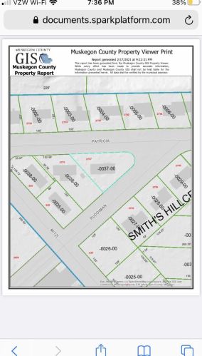 2737 Patricia Dr, Meskegon MI 49445-3240 exterior