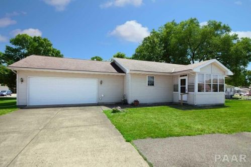 411 Woodland St, Pekin, IL 61554-5151