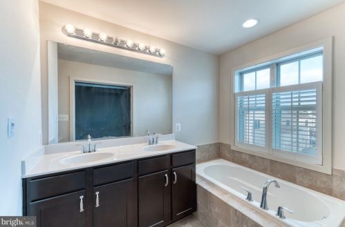 22559 Clarksburg Rd, Clarksburg MD 20871-9486 exterior