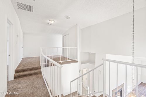 7209 Avenida Del Nopal, Tucson AZ  85746-7954 exterior