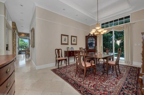 299 Little Harbour Ln, Naples FL 34102-7602 exterior
