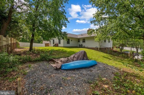 12513 Marie Ct, Silver Spring MD 20904-1621 exterior