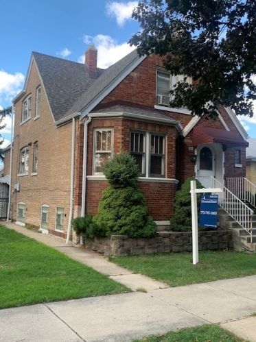 4624 Komensky Ave, Chicago, IL 60632-4034