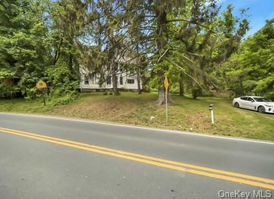 34 Webb Rd, Middletown NY 10940-6535 exterior