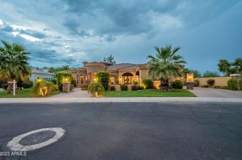 4452 Sagittarius Pl, Chandler AZ 85249-3751 exterior