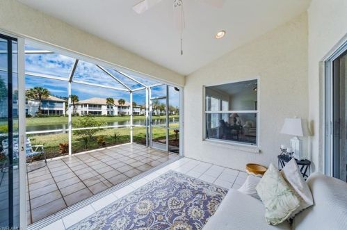 7904 Gardner Dr, Naples FL 34109-0609 exterior