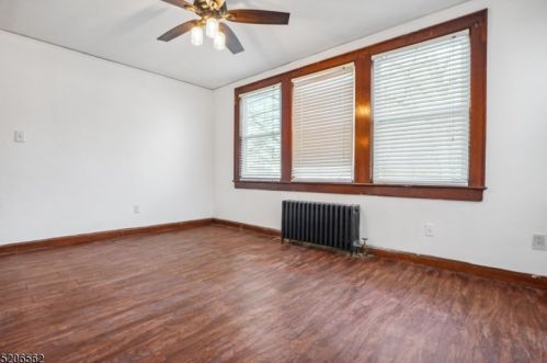 452 Myrtle Ave, Irvington NJ  07111-2767 exterior