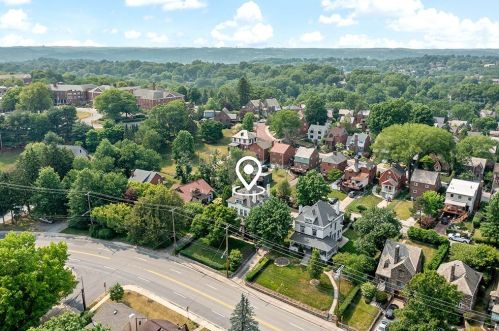 654 Bower Hill Rd, Pittsburgh PA 15243-2040 exterior