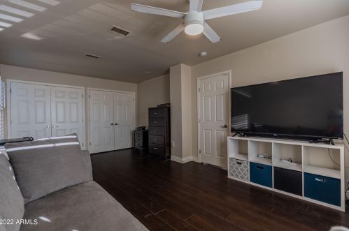 20831 10 St, Phoenix AZ 85086-0927 exterior