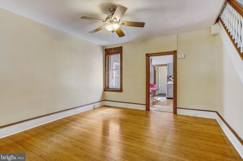 8104 Ardleigh St, Philadelphia PA 19118-3415 exterior