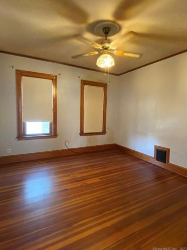 282 Linwood St, New Britain CT 06052-1951 exterior