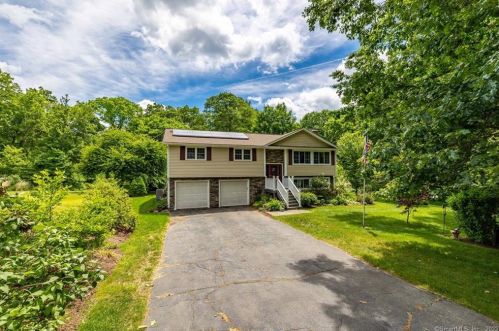 14 Loren Cir, Windsor CT 06095-1011 exterior